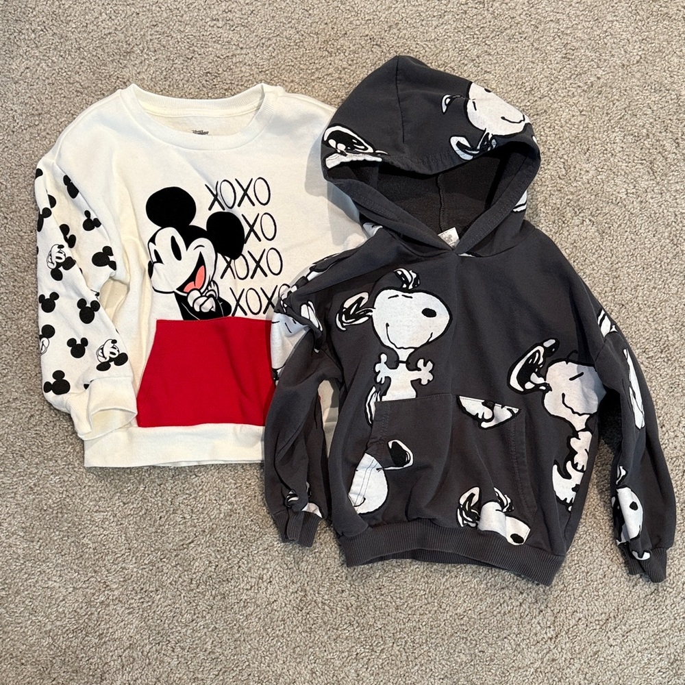 Valentines Mickey & Peanuts Snoopy Character Sweatshirts